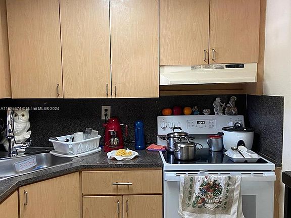 2nd image of 801 NW 47th Ave APT 504W