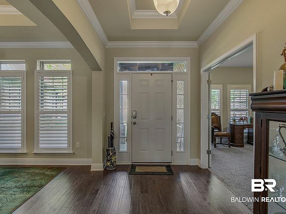 3rd image of 9613 Dornock Ln