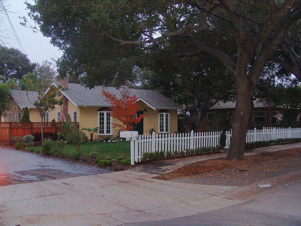 1st image of 414 Oconnor St