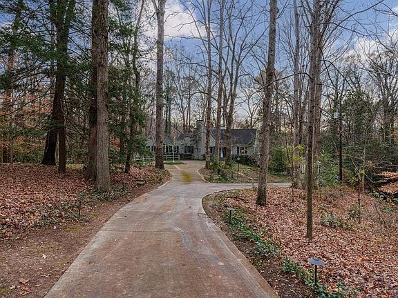 2nd image of 3990 Randall Mill Rd NW