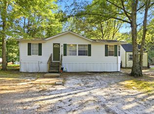 224 Chapel Ridge Road, Richlands, NC 28574