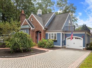 43 Ferry Rd, Newburyport, MA 01950