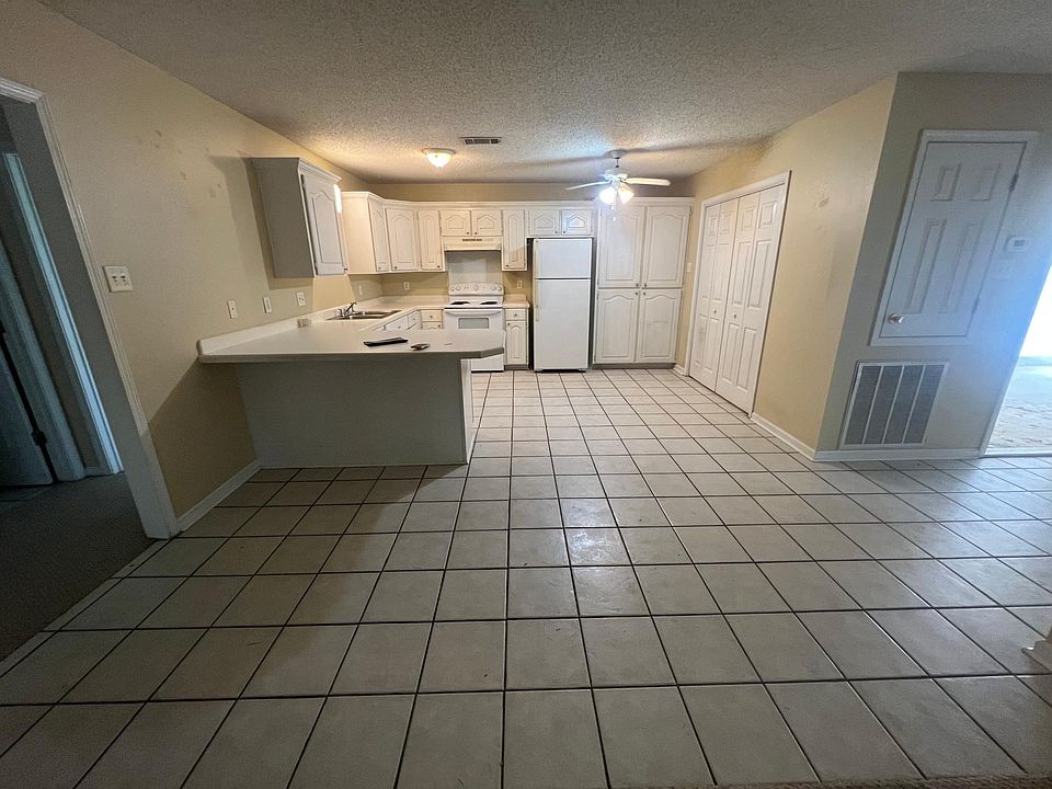 2nd image of 4701 Whispering Pines Loop #A