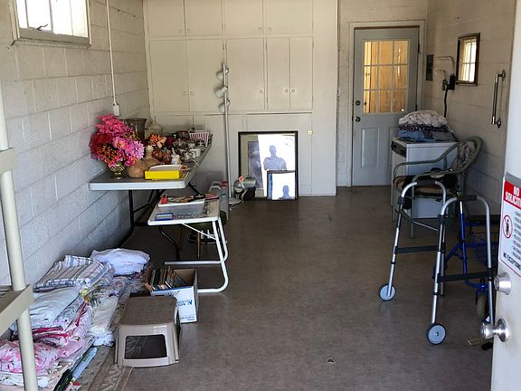 Laundry / mud room