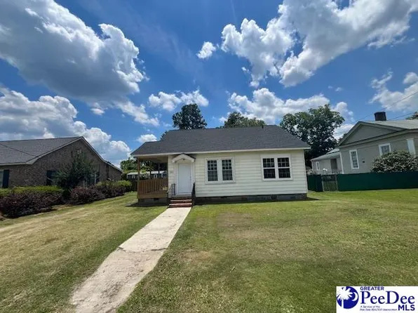 107 W Baptist St, Marion, SC 29571