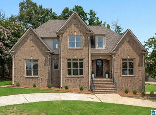 768 Lake Crest Dr, Hoover, AL 35226