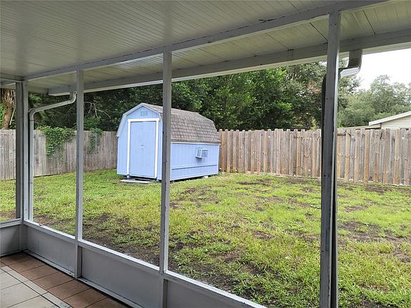 5th image of 245 Marion Oaks Ln