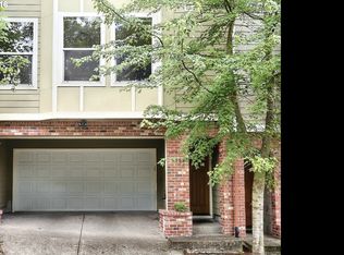 9064 SW Rystadt Ln #4, Portland, OR 97225