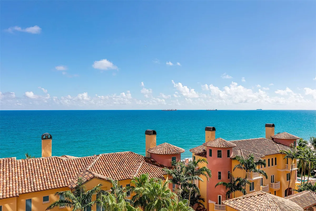 Building Photo - 2110 Ocean Blvd #9A