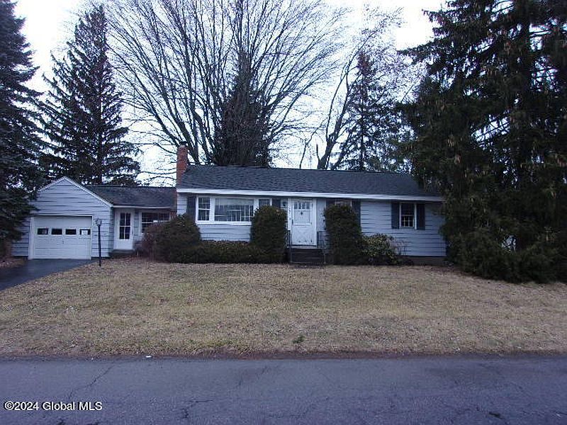 2nd image of 92 McNutt Avenue