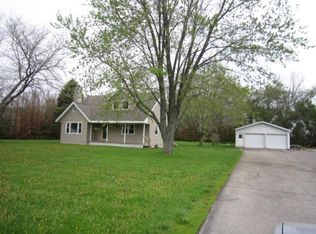 W6774 Brick Church Rd, Walworth, WI 53184
