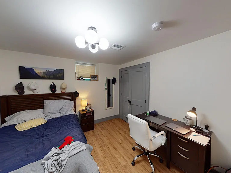 41 Long Ave #B — Photo 8