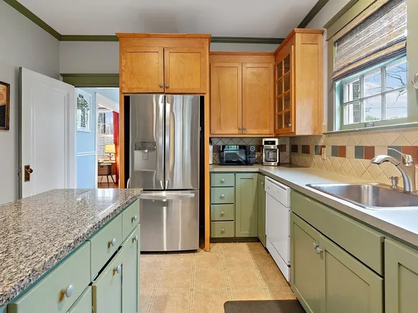 (undisclosed Address), Nashville, TN 37212