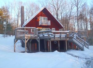 7 Lake Rd, Webster, NH 03303