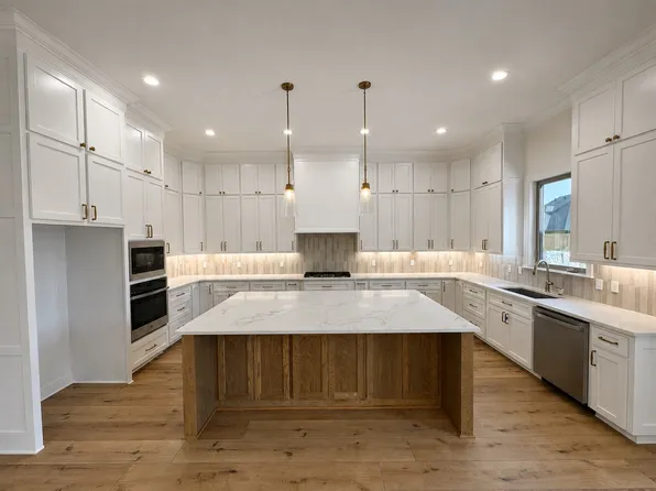 306 Elbow Slough, Bossier City, LA 71112