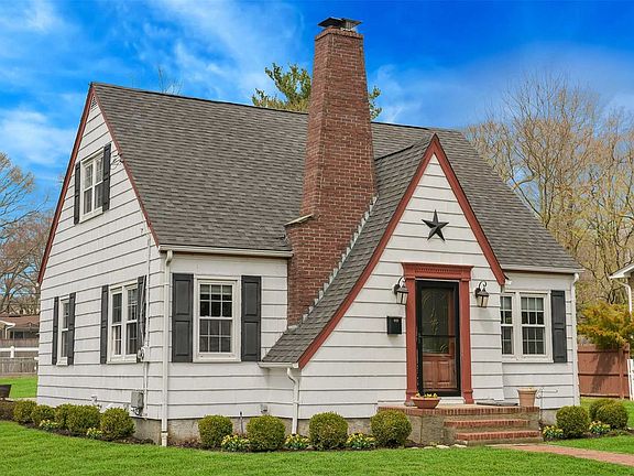 3rd image of 184 Juniper Ave