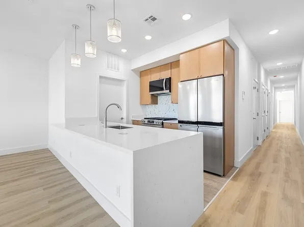 135 44th Street image 3 of 39