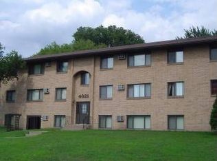 4621 University Ave NE APT 204, Columbia Heights, MN 55421