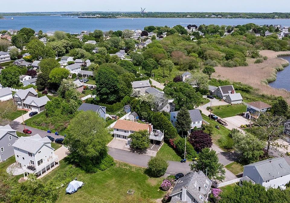 1st image of 60 Brooklyn Rd