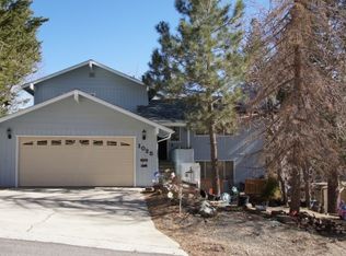 1025 Rivera Dr, Wrightwood, CA 92397