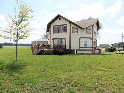 1098 19th Rd, Clay Center, KS, 67432