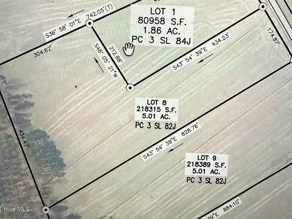 1st image of 8 Beasley Rd