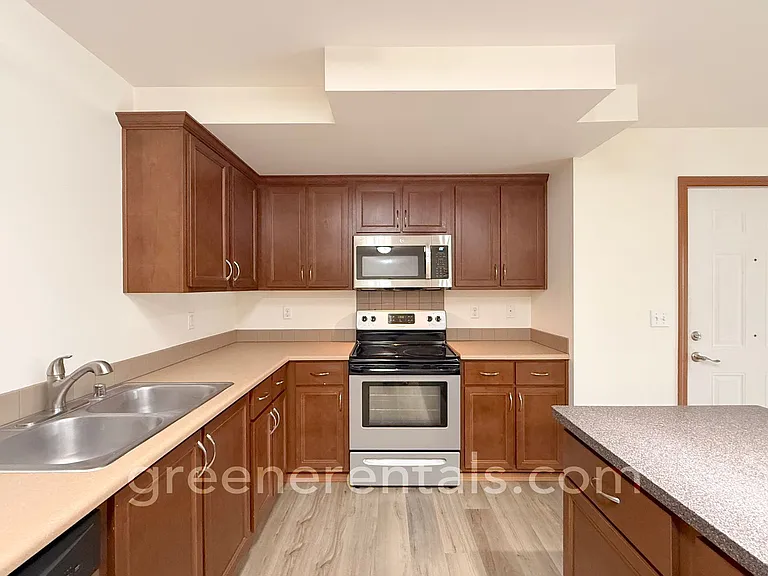 Oly-Evergreen Landing Apartments — Photo 19