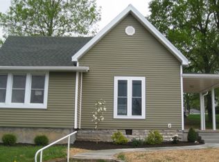 531 17th St, Bedford, IN 47421