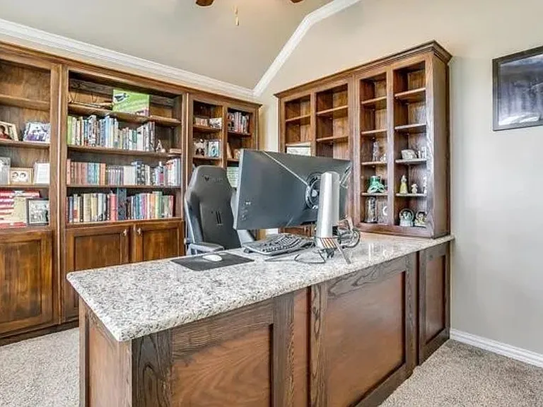 14657 Gilley Ln — Photo 17