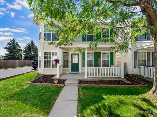 55 Harmony Ln, Romeoville, IL 60446