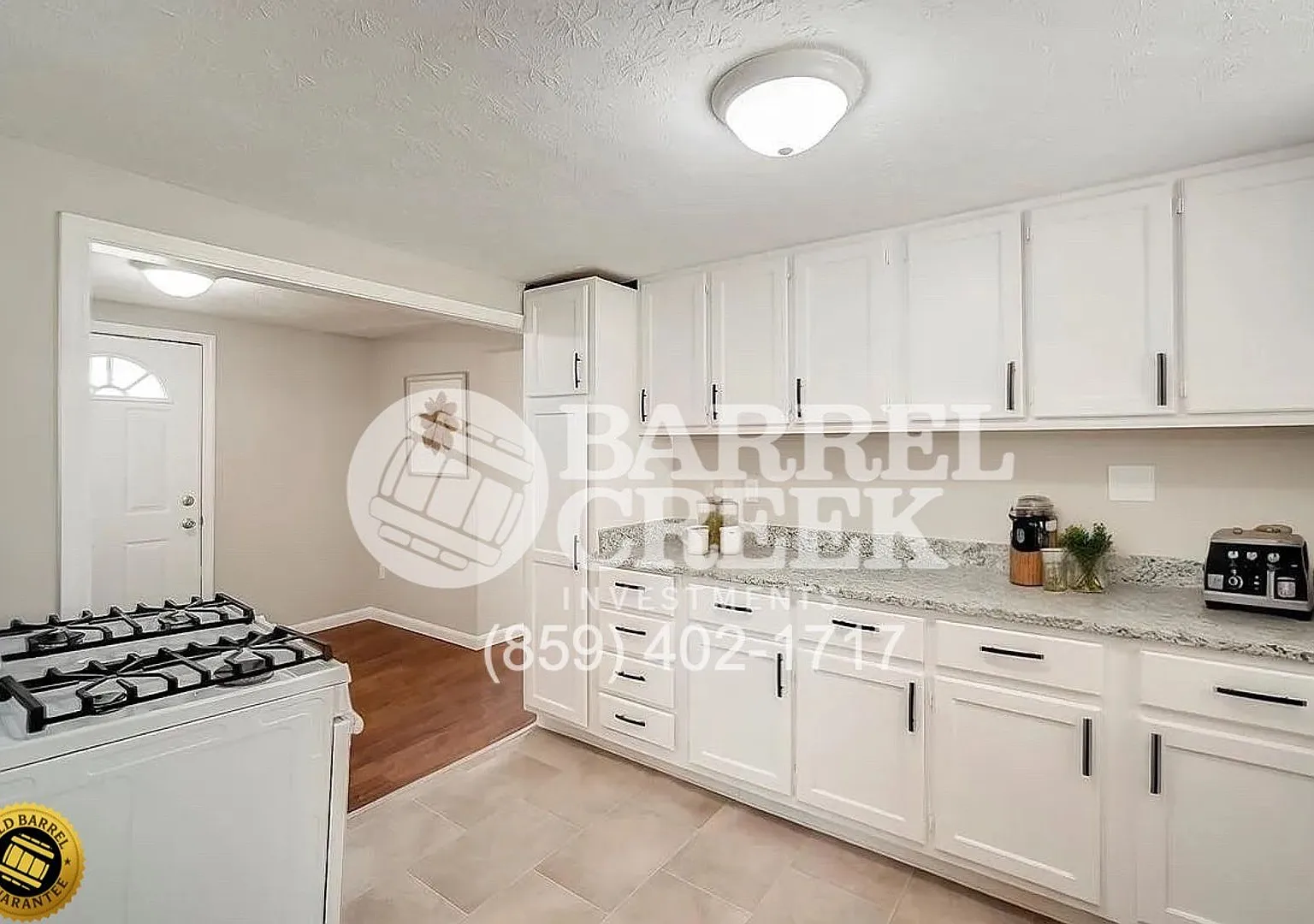 3-Bed 1-Bath House + Granite Countertops & Carport — Photo 1