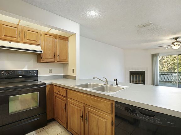 4th image of 9854 Moorings Dr
