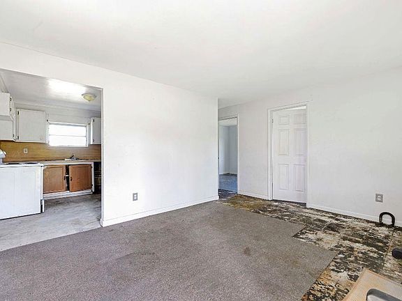 4th image of 610 Jackson Ave