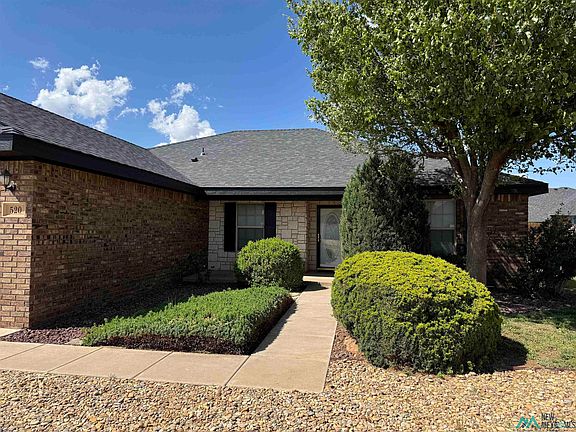 2nd image of 520 Almond Tree Ln