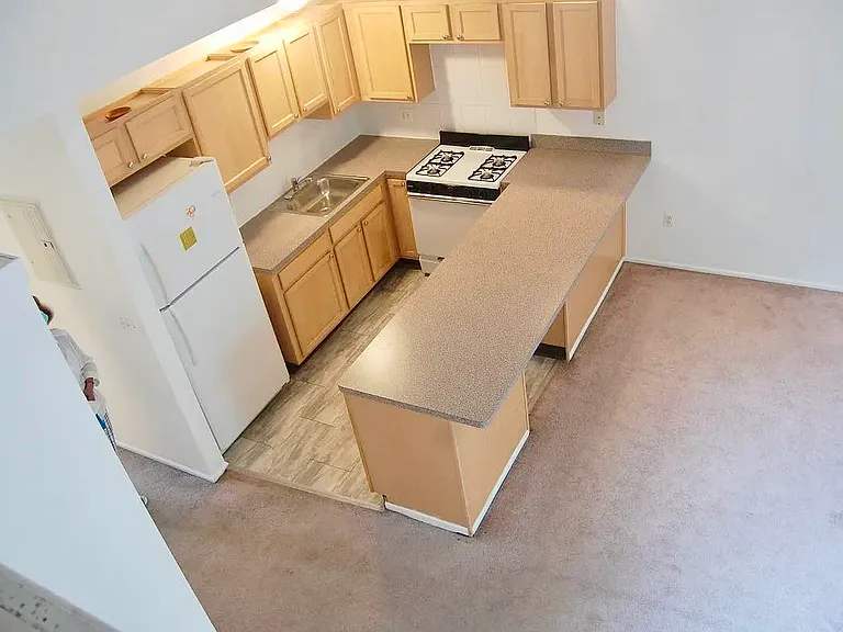 26 Forrest St #2 — Photo 6