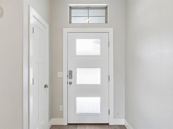 5th image of 6291 NW 177th Cir