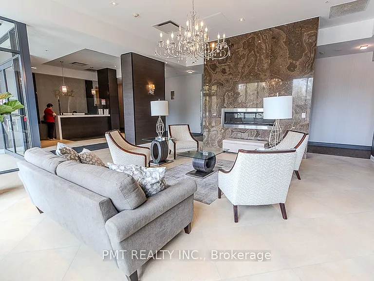 11611 Yonge St #516 — Photo 27