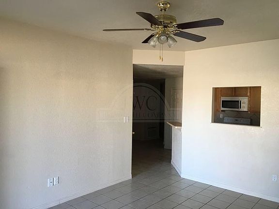 2nd image of 1204 Nicholas Cir APT B