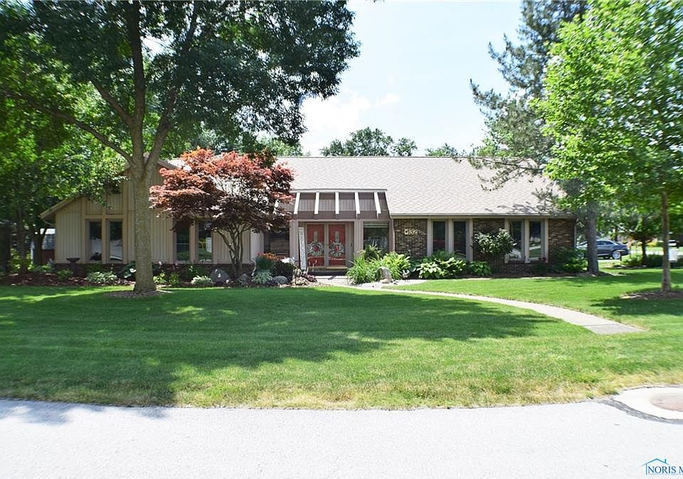 1st image of 132 Riverview Dr