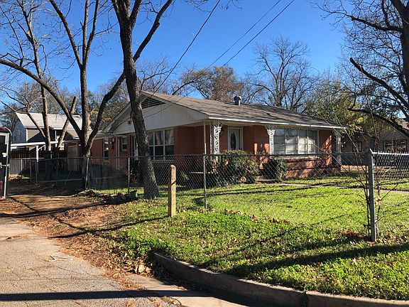 4th image of 1801 N Carlyle Ave