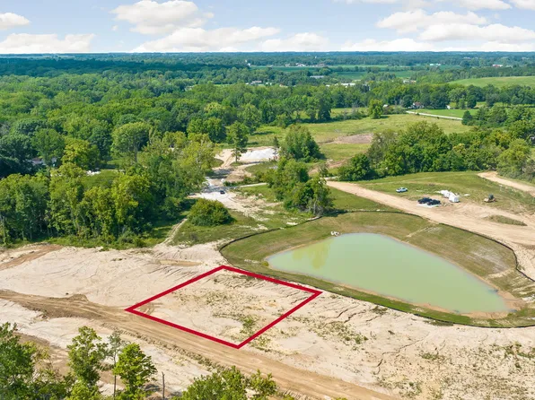 10012 Bradley Ridge Way, Zionsville, IN 46077