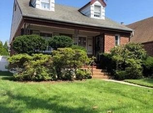 84-61 251st St, Bellerose, NY 11426
