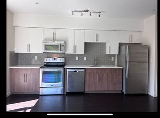 2240 NW Pettygrove St #303, Portland, OR 97210