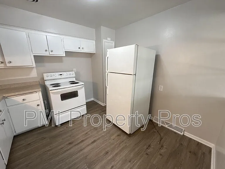 7701 W Hampton Ave #3 — Photo 5