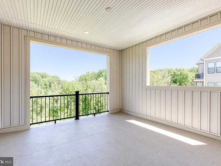 200 Hickory Hollow Ct — Photo 18