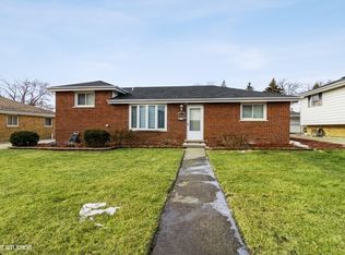 630 N Neva Ave, Addison, IL 60101