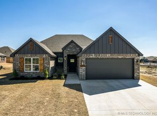 10713 277th Ave, Coweta, OK 74429