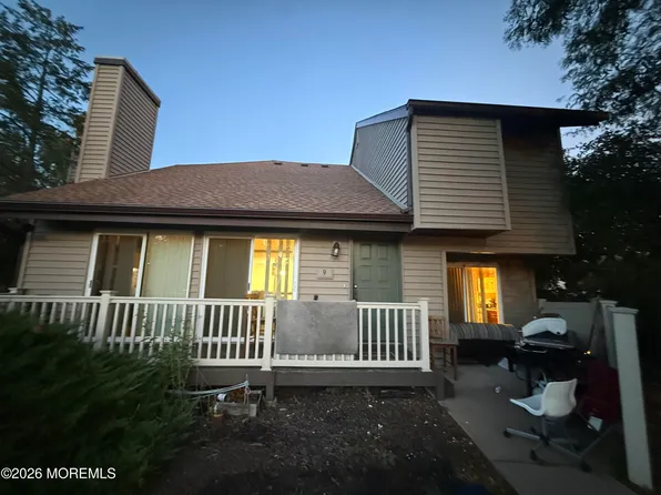 9 Cotswold Cir #809, Asbury Park, NJ 07712