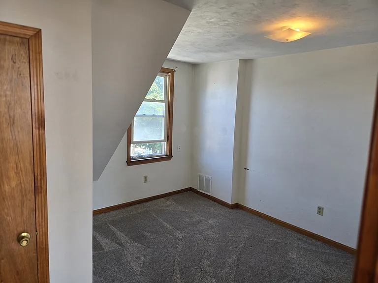 9 Branch St #3 — Photo 3