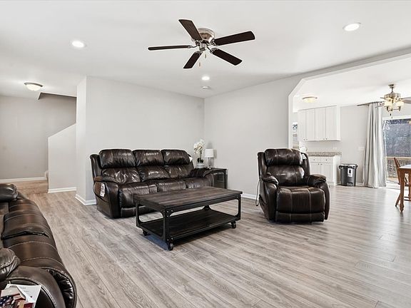 3rd image of 37532 N Amber Way